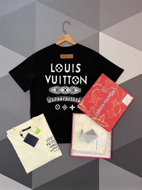 Louis Vuitton Chrome Hearts T Shirt .